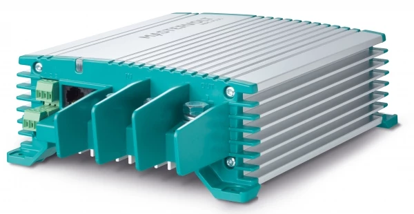 Mastervolt Mac Plus 12/24-30 1 Mastervolt Mac Plus 12/24-30